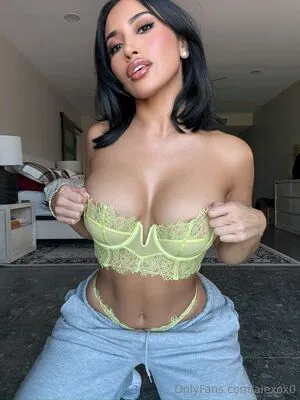 Alexox0 OnlyFans Leaked Free Thumbnail Picture - #sjhV1OsCls