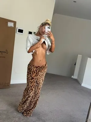 Alexpaigemoore OnlyFans Leaked Free Thumbnail Picture - #IqE4JIHS98