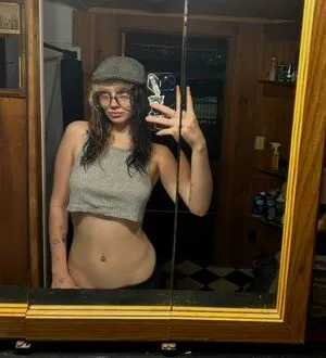 Alexsfunhouse3 OnlyFans Leaked Free Thumbnail Picture - #4M6vF0PwFL