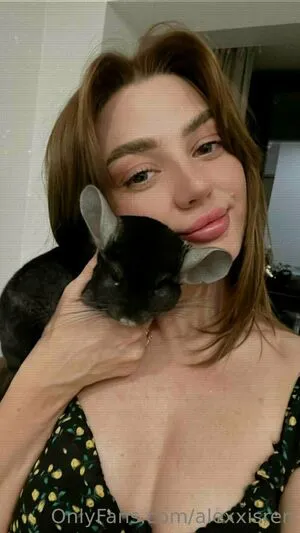 Alexxisren OnlyFans Leaked Free Thumbnail Picture - #UEuXFw0USM