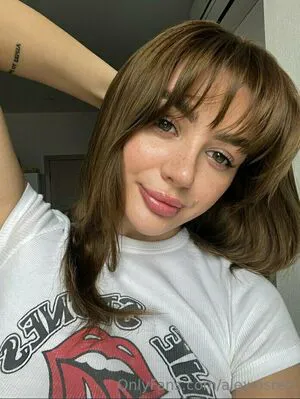 Alexxisren OnlyFans Leaked Free Thumbnail Picture - #Z3ALgu2aX8