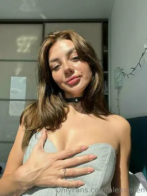 Alexxisren OnlyFans Leaked Free Thumbnail Picture - #gvUxYQqTNY