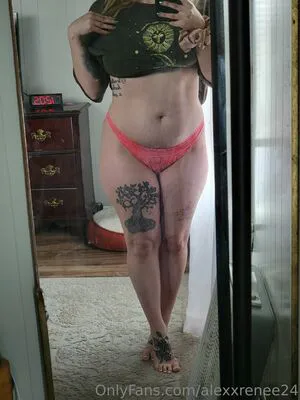 Alexxrenee24 OnlyFans Leaked Free Thumbnail Picture - #iIBarbq1gu