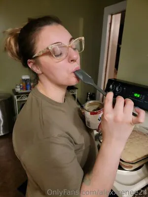 Alexxrenee24 OnlyFans Leaked Free Thumbnail Picture - #xNNqaUFZ6E