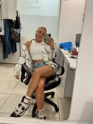 Alexxxaparker OnlyFans Leaked Free Thumbnail Picture - #0aUGTQMJF0
