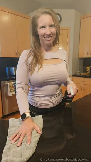 Alexxxissexyfun OnlyFans Leaked Free Thumbnail Picture - #LYJoB4I9x3