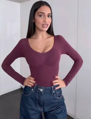 Aleynaoezcan OnlyFans Leaked Free Thumbnail Picture - #C2ApEeysru