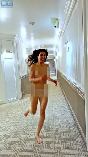 Ali Brie OnlyFans Leaked Free Thumbnail Picture - #4Ut6awvpxD