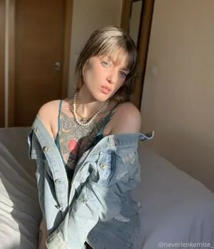 Ali Suicide OnlyFans Leaked Free Thumbnail Picture - #VB8c46QCAa