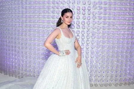 Alia Bhatt OnlyFans Leaked Free Thumbnail Picture - #Evt6hDmIEN