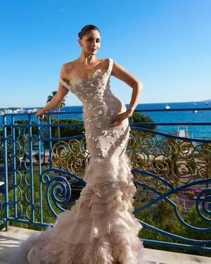 Alia Bhatt OnlyFans Leaked Free Thumbnail Picture - #O5Tq5NbgAj