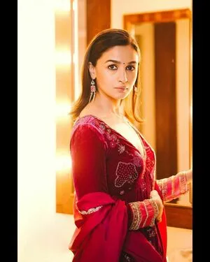 Alia Bhatt OnlyFans Leaked Free Thumbnail Picture - #eZ3Ly0UevC