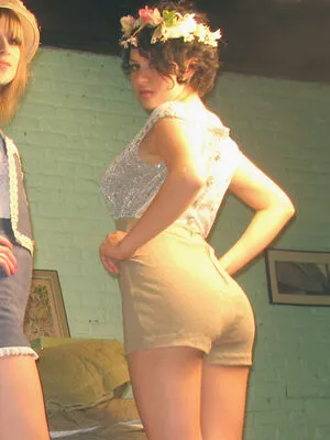 Alia Shawkat OnlyFans Leaked Free Thumbnail Picture - #Kx6hZRcSx5