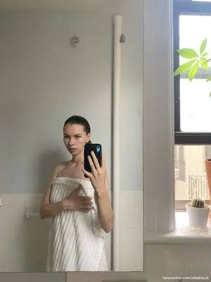 Aliablack OnlyFans Leaked Free Thumbnail Picture - #q73rO8kdIh