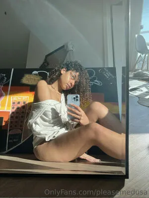 Aliakadir OnlyFans Leaked Free Thumbnail Picture - #4a1akpuXw0