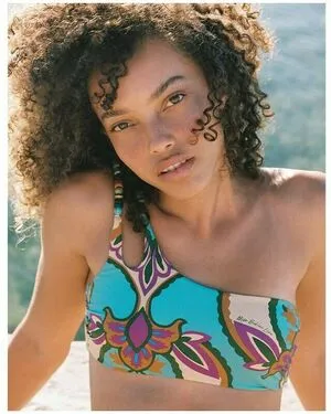 Aliana King OnlyFans Leaked Free Thumbnail Picture - #EJ9xAAFtSB