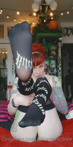 Aliarsenicfree OnlyFans Leaked Free Thumbnail Picture - #CQl70ap05c