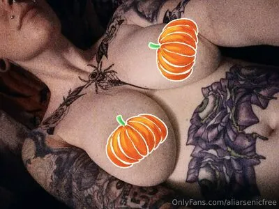 Aliarsenicfree OnlyFans Leaked Free Thumbnail Picture - #PD1FVjq1aF