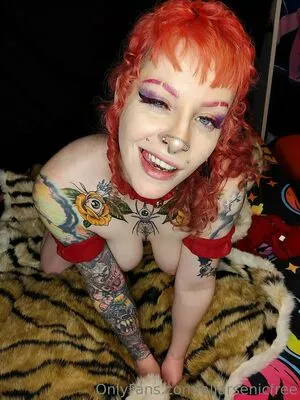 Aliarsenicfree OnlyFans Leaked Free Thumbnail Picture - #dEED1gHpu1