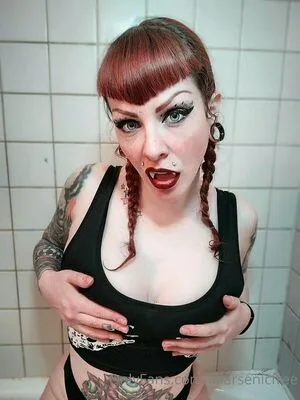 Aliarsenicfree OnlyFans Leaked Free Thumbnail Picture - #pS76GD3JQN