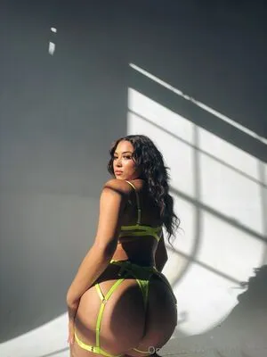 Aliathletic OnlyFans Leaked Free Thumbnail Picture - #6aLqws7DiN