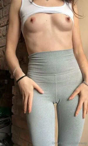 Aliaway OnlyFans Leaked Free Thumbnail Picture - #EJbLkgF0O6