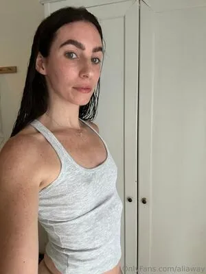 Aliaway OnlyFans Leaked Free Thumbnail Picture - #V2z8NXz7Ok