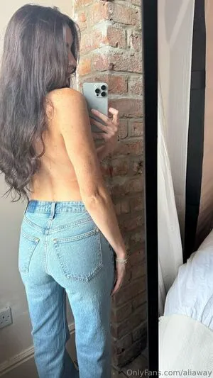 Aliaway OnlyFans Leaked Free Thumbnail Picture - #mebZX0n0Xj