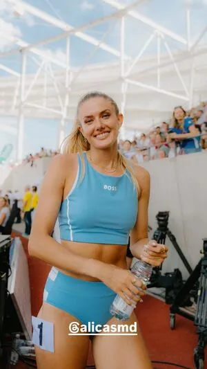 Alica Schmidt OnlyFans Leaked Free Thumbnail Picture - #13x0KVBbpM