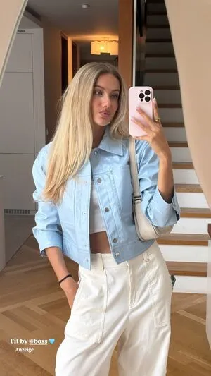 Alica Schmidt OnlyFans Leaked Free Thumbnail Picture - #8gLVT8hzas
