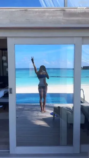 Alica Schmidt OnlyFans Leaked Free Thumbnail Picture - #9bmhZQbjgi