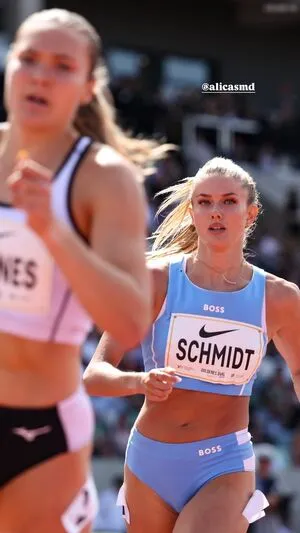 Alica Schmidt OnlyFans Leaked Free Thumbnail Picture - #P1kqfHgFuw