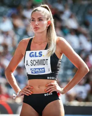 Alica Schmidt OnlyFans Leaked Free Thumbnail Picture - #9Pbe9KL0lk