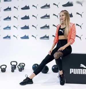 Alica Schmidt OnlyFans Leaked Free Thumbnail Picture - #gEqd5l9Air