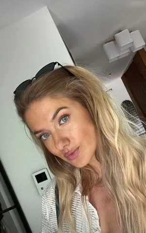 Alica Schmidt OnlyFans Leaked Free Thumbnail Picture - #kf7u4mTSCh