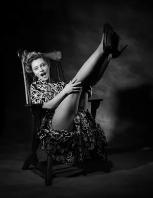 Alice Antoinette OnlyFans Leaked Free Thumbnail Picture - #SZDDeLVox3