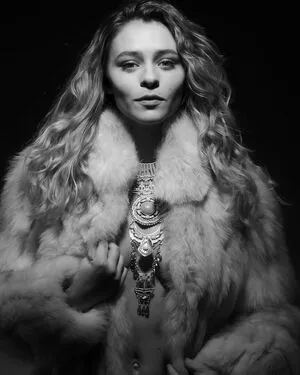 Alice Antoinette OnlyFans Leaked Free Thumbnail Picture - #v4OT12Mo01