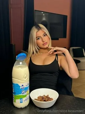 Alice Beaumont OnlyFans Leaked Free Thumbnail Picture - #kAFIYnQ0O9