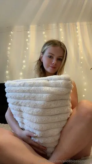 Alice Blossom OnlyFans Leaked Free Thumbnail Picture - #gO2rlcLjwf
