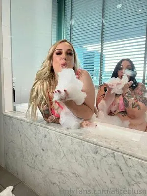 Alice Blush OnlyFans Leaked Free Thumbnail Picture - #jILKnIL0e1