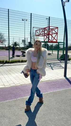 Alice Delish OnlyFans Leaked Free Thumbnail Picture - #CsAaiw4W0x