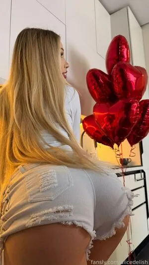 Alice Delish OnlyFans Leaked Free Thumbnail Picture - #mB91OtOTTL