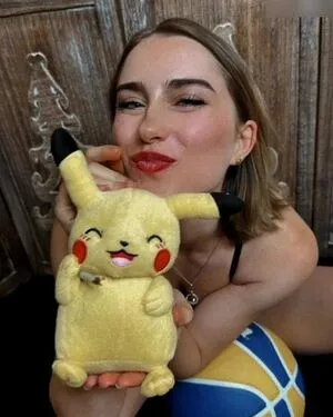 Alice Devine OnlyFans Leaked Free Thumbnail Picture - #Dtinugejib