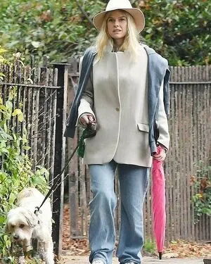 Alice Eve OnlyFans Leaked Free Thumbnail Picture - #Bm1qlTmZqm