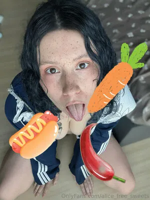 Alice Free Sweets OnlyFans Leaked Free Thumbnail Picture - #AwgHN1M3La