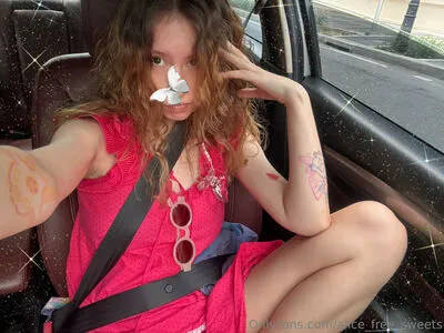 Alice Free Sweets OnlyFans Leaked Free Thumbnail Picture - #VQFDaWPyas