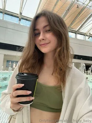 Alice Fruity Baby OnlyFans Leaked Free Thumbnail Picture - #X8xnZC5F46