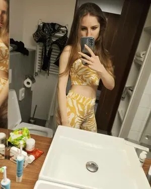 Alice Haizlee OnlyFans Leaked Free Thumbnail Picture - #7mGA3bsdGw