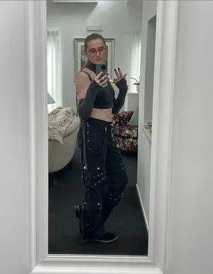 Alice In Wonder1and OnlyFans Leaked Free Thumbnail Picture - #BjaIXM26KO