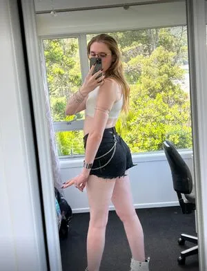 Alice In Wonder1and OnlyFans Leaked Free Thumbnail Picture - #sUmSODoFRM